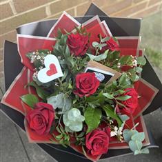 6 Red Rose Handtied Bouquet 
